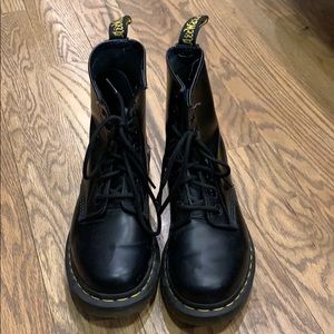 Doc Martens like-new!